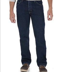 Wrangler regular fit 42x30
